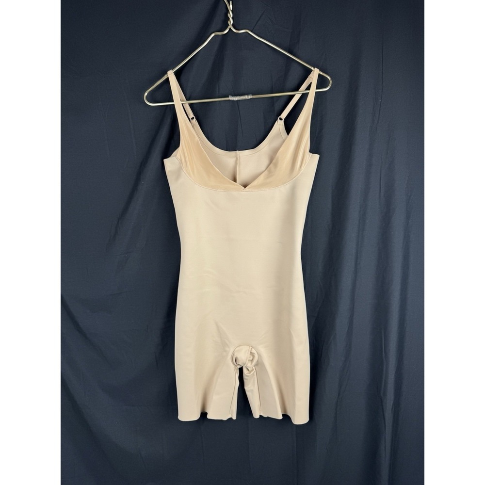 Chantelle Women's Nude Basic Shaping Open-Bust Torsette Shapewear Sz M